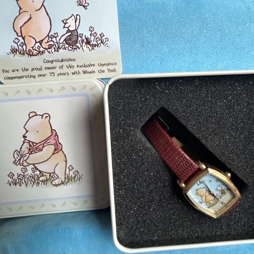 Disney Brown and Gold Winnie the Pooh Jewelry Watch